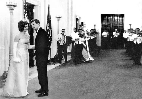jackie kennedy wedding to onassis. Jacquelin Kennedy Onassis